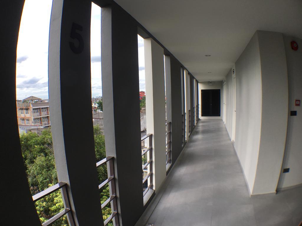 28 Place Bangkok Ngoại thất bức ảnh