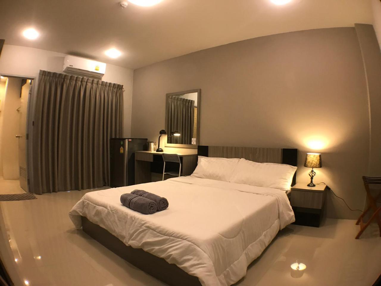 28 Place Bangkok Ngoại thất bức ảnh