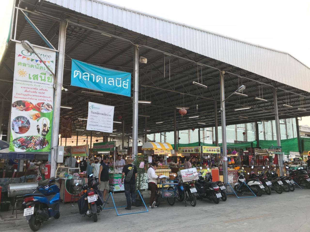 28 Place Bangkok Ngoại thất bức ảnh