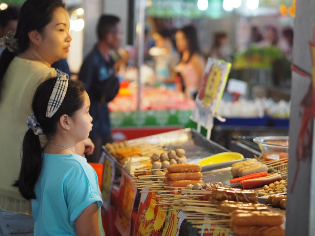 28 Place Bangkok Ngoại thất bức ảnh